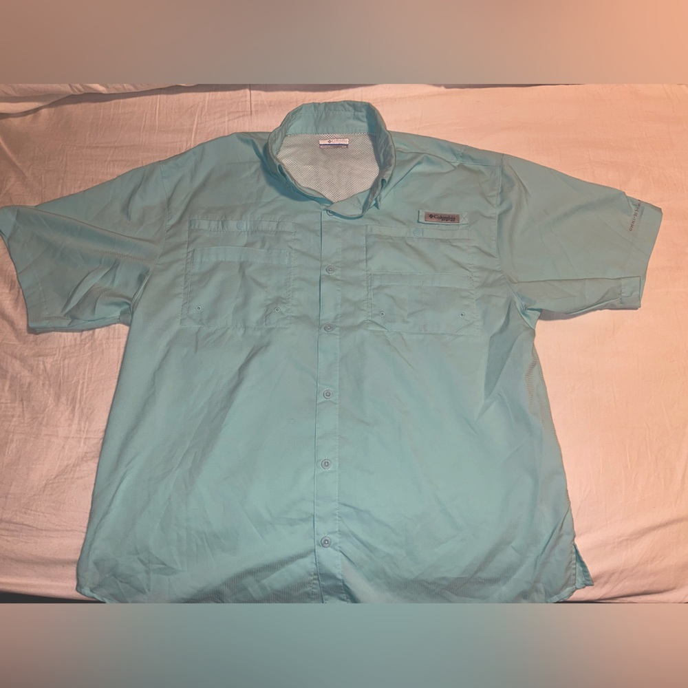 Men’s Columbia fishing shirt